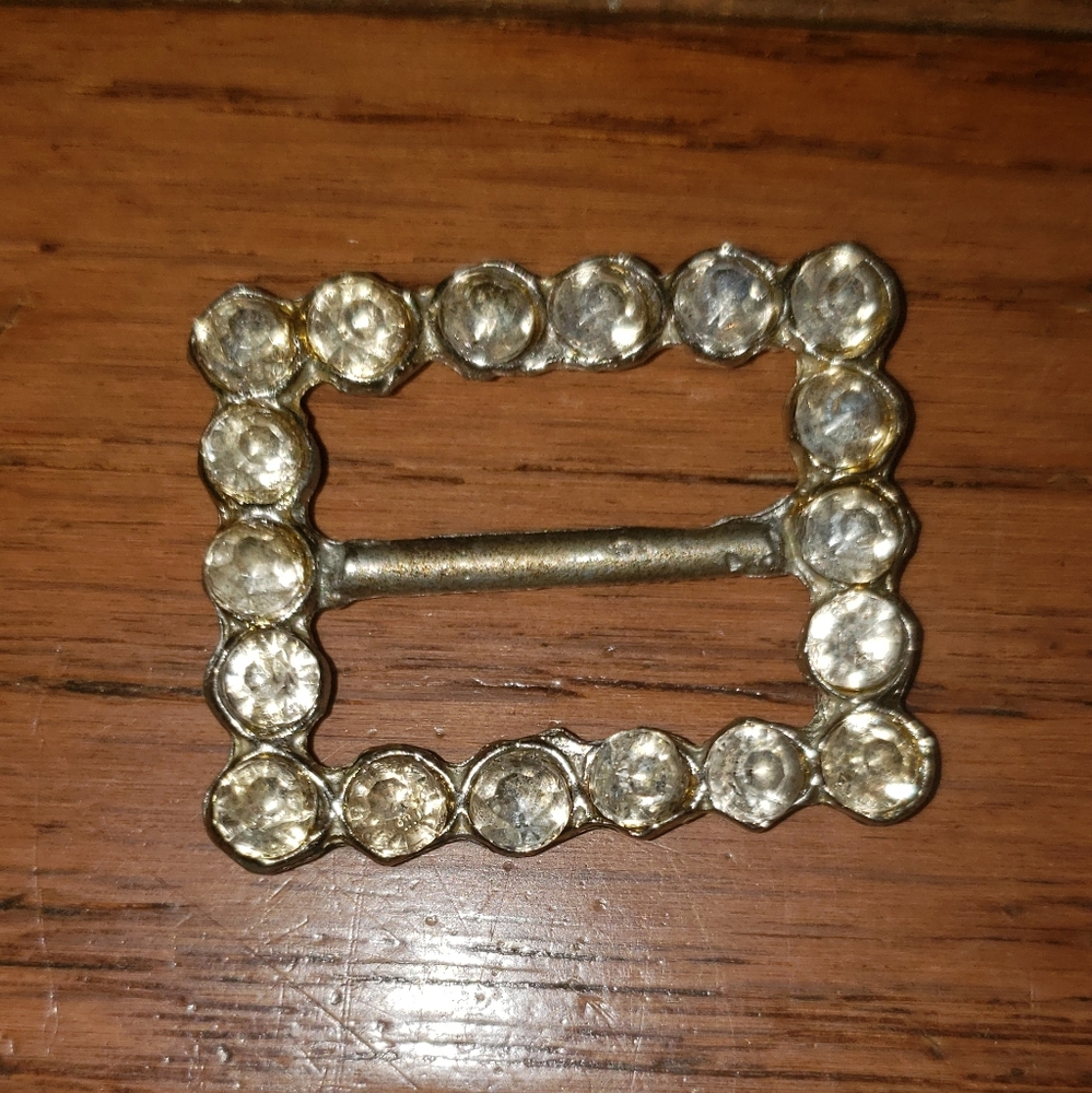 Vintage scarf clip